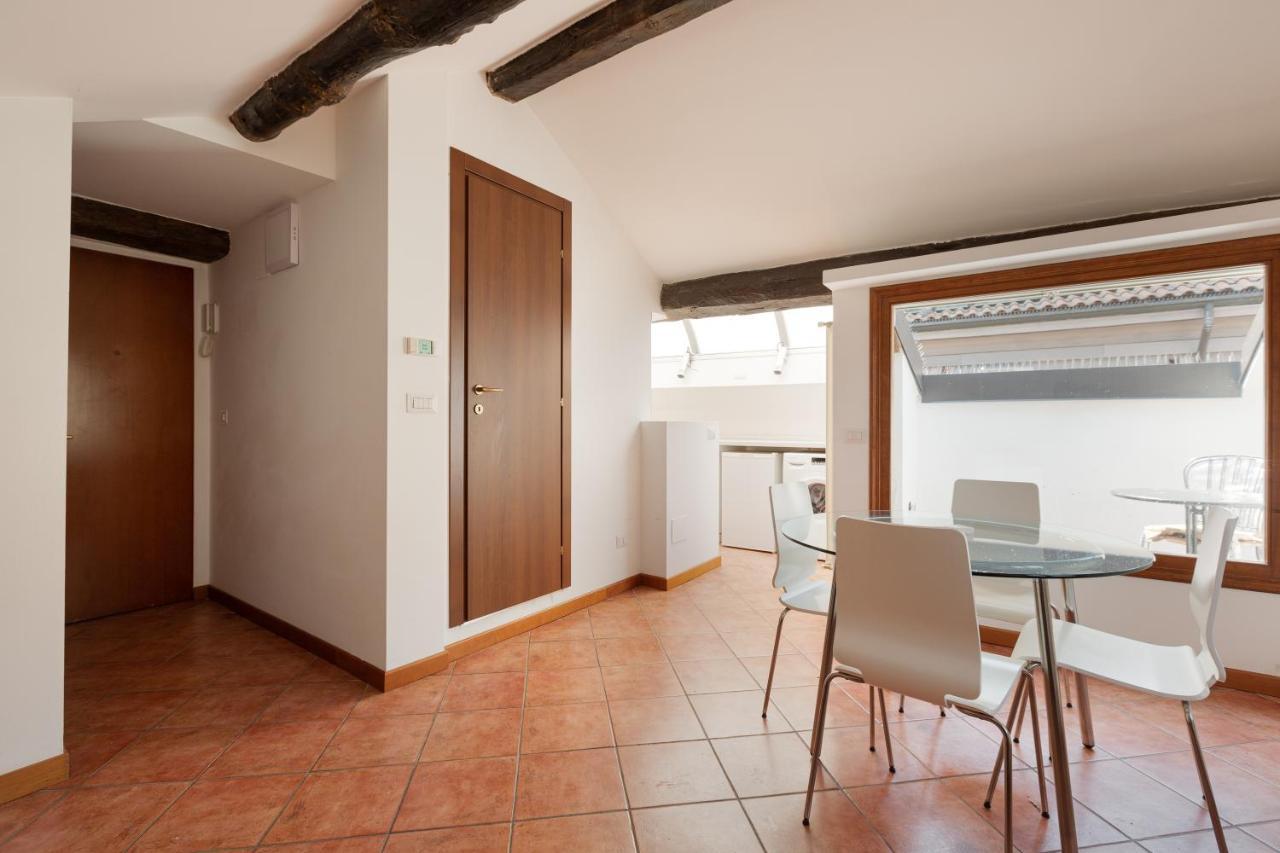 Corso Como Balcony Apartment Milano Dış mekan fotoğraf